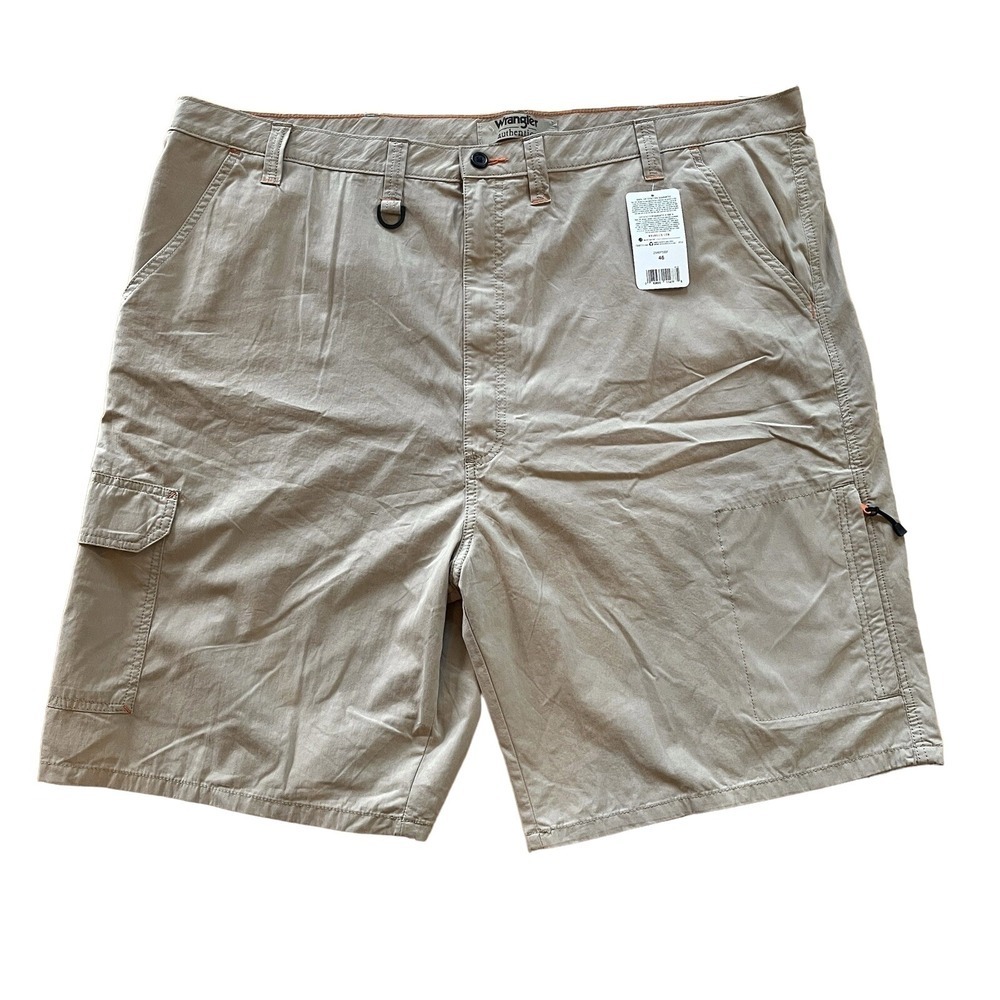 New w/ Tag Wrangler Cargo Shorts Mens 46x10 Tan Nylon Blend Work Outdoor Hike